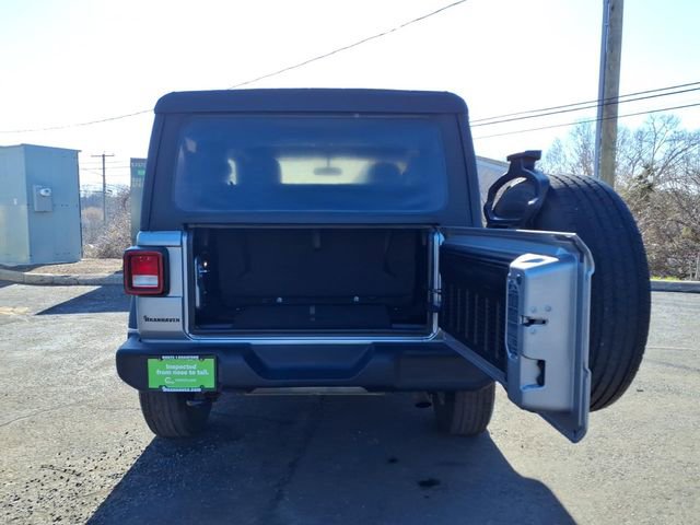 Used 2020 Jeep Wrangler Sport image 10
