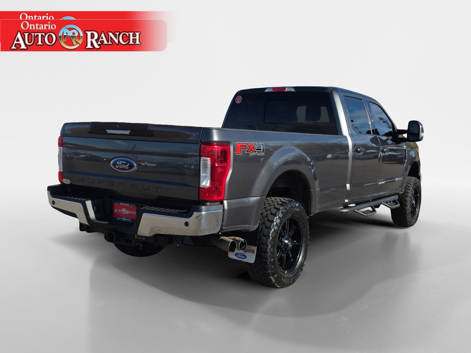 Used 2019 Ford F350 Lariat w/ Lariat Value Package AWD/4WD image 5