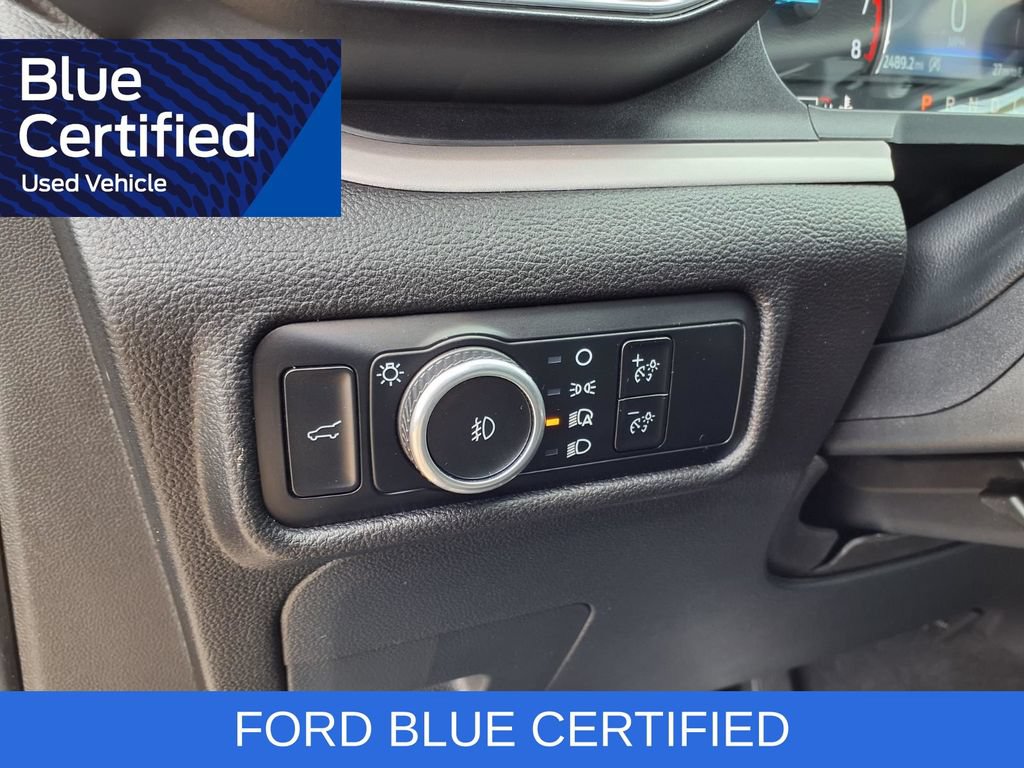 Certified 2024 Ford Explorer XLT w/ Equipment Group 202A RWD image 22