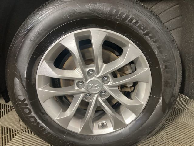 Used 2019 Hyundai Santa Fe SEL image 24