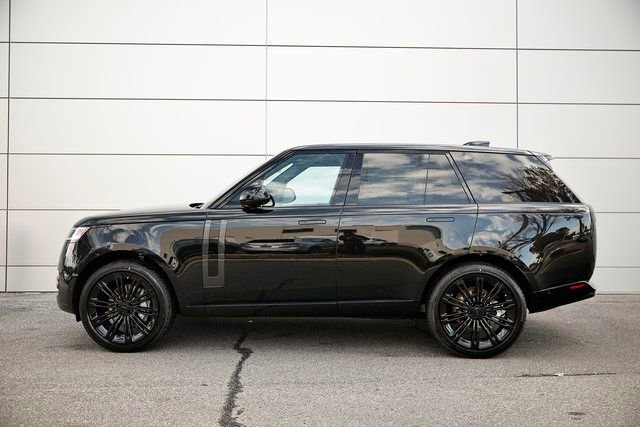 New 2026 Land Rover Range Rover SE image 5
