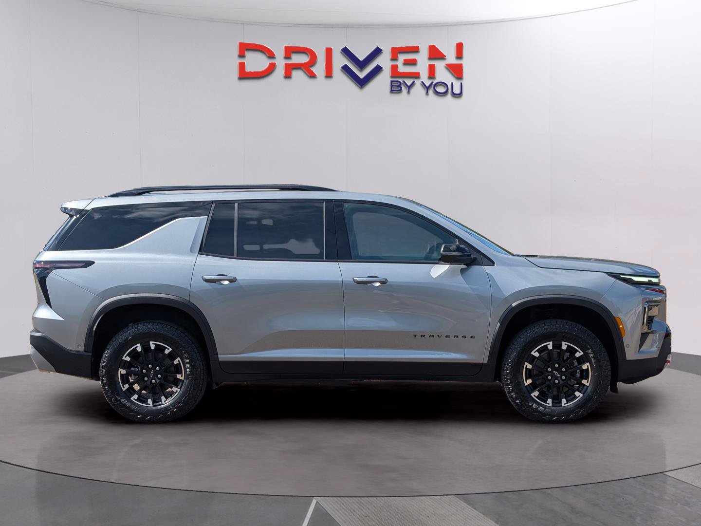 New 2026 Chevrolet Traverse Z71 w/ Enhanced Driving Package AWD/4WD image 6