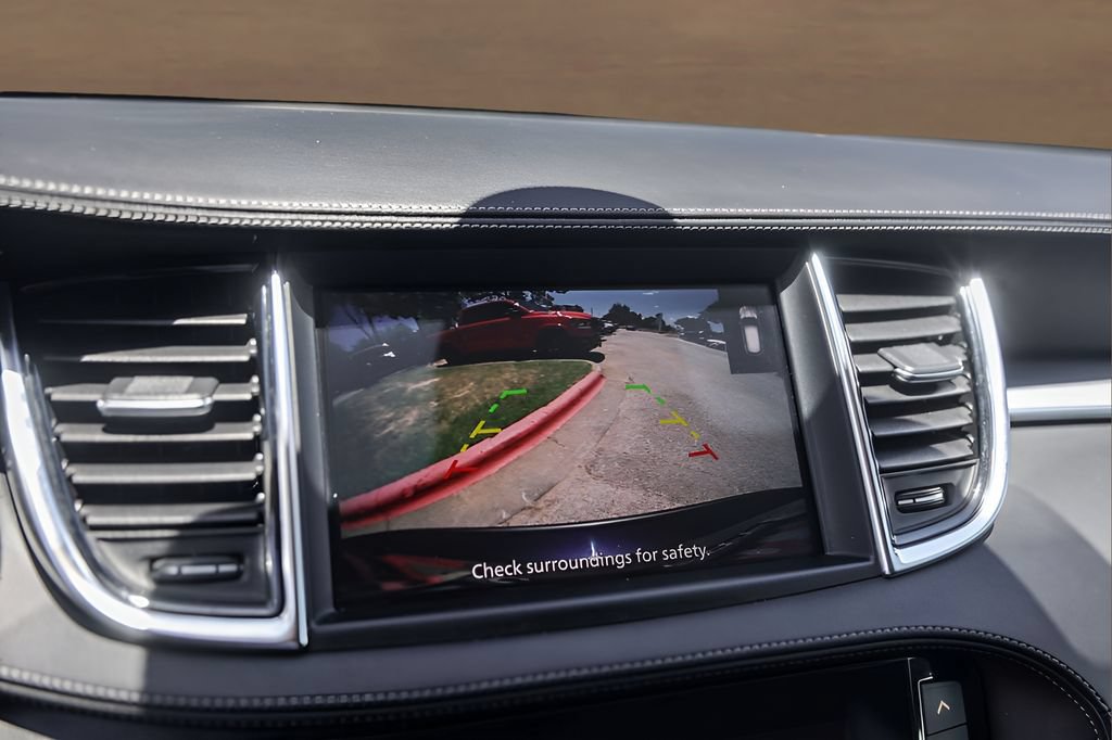Used 2021 INFINITI QX50 Luxe FWD image 17