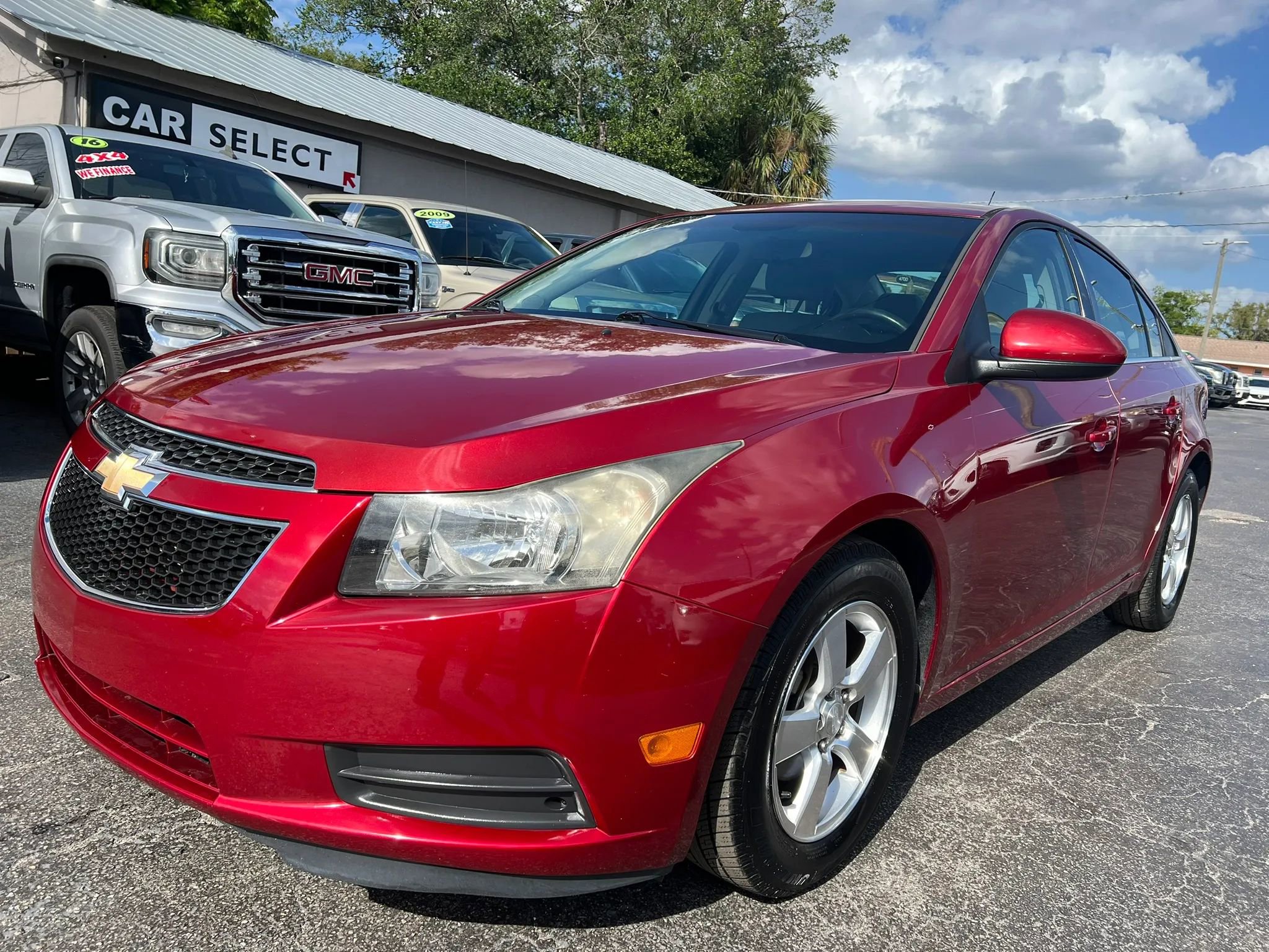 Used 2012 Chevrolet Cruze LT image 2