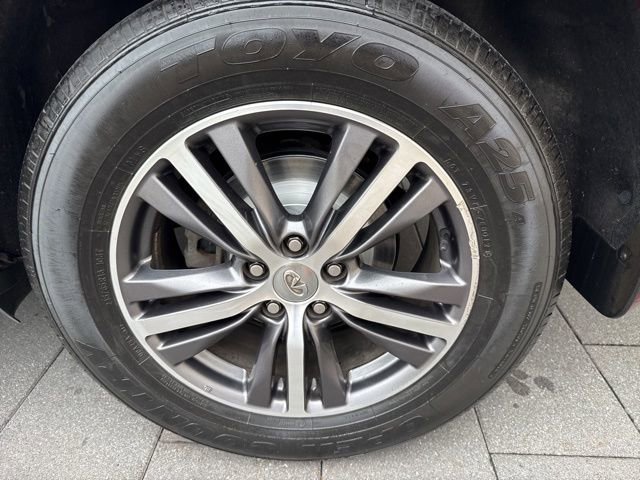 Used 2019 INFINITI QX60 Pure AWD/4WD image 9