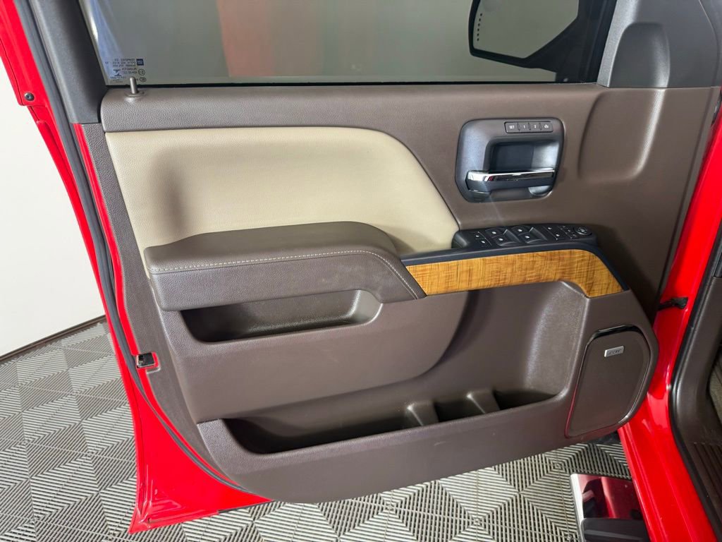 Used 2016 GMC Sierra 2500 SLT w/ Duramax Plus Package image 16