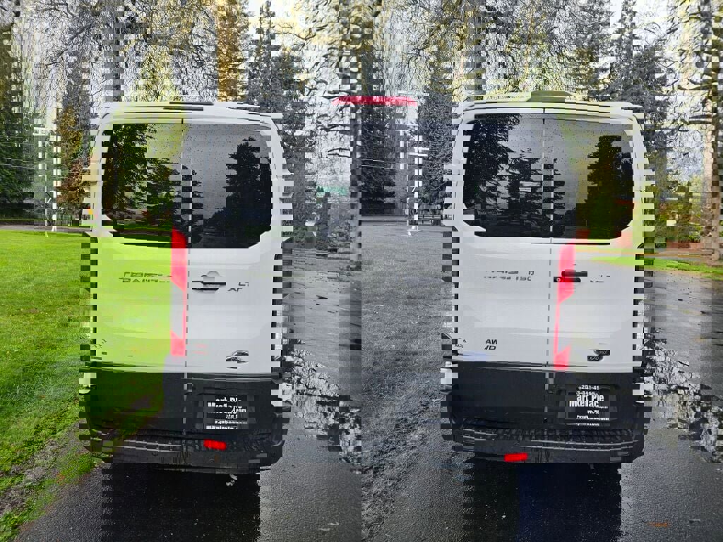 Used 2020 Ford Transit 150 XLT image 5