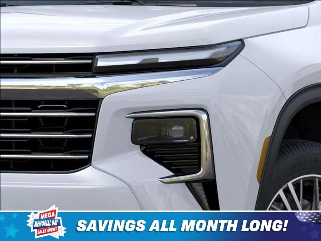 New 2025 Chevrolet Traverse LT w/ LPO, Floor Liner Package FWD image 10