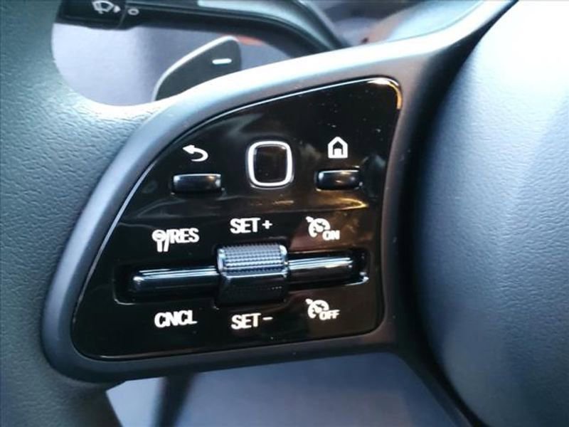 Used 2024 Mercedes-Benz Sprinter 2500 image 17