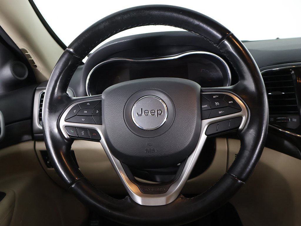 Used 2022 Jeep Grand Cherokee Laredo E image 35