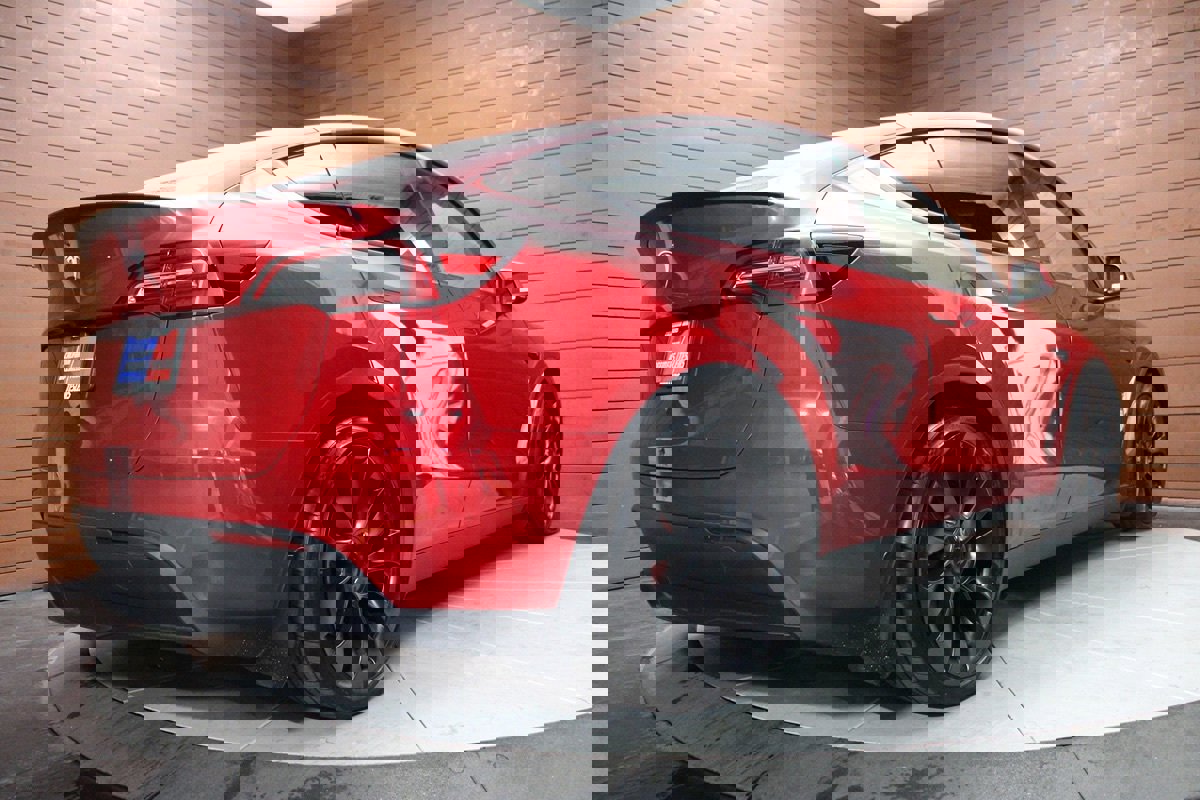 Used 2023 Tesla Model Y Performance image 27