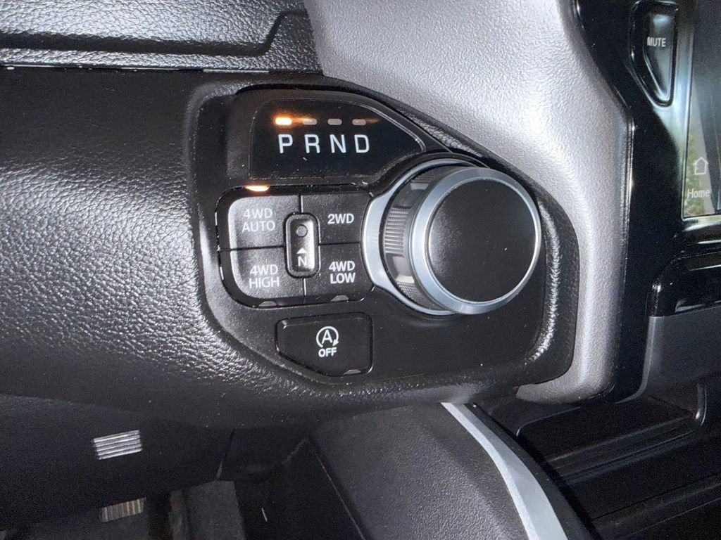 Used 2023 RAM 1500 Big Horn AWD/4WD image 33