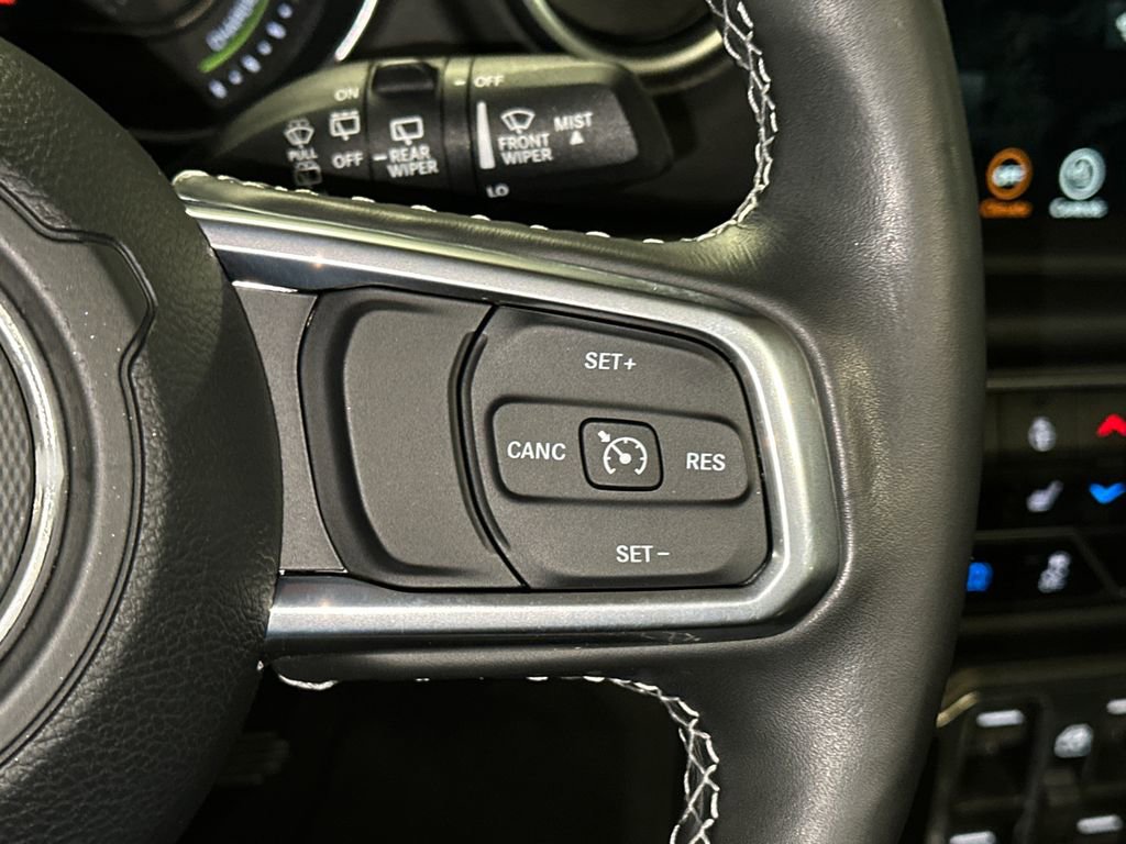 Used 2022 Jeep Wrangler Unlimited Sahara w/ Cold Weather Group image 24