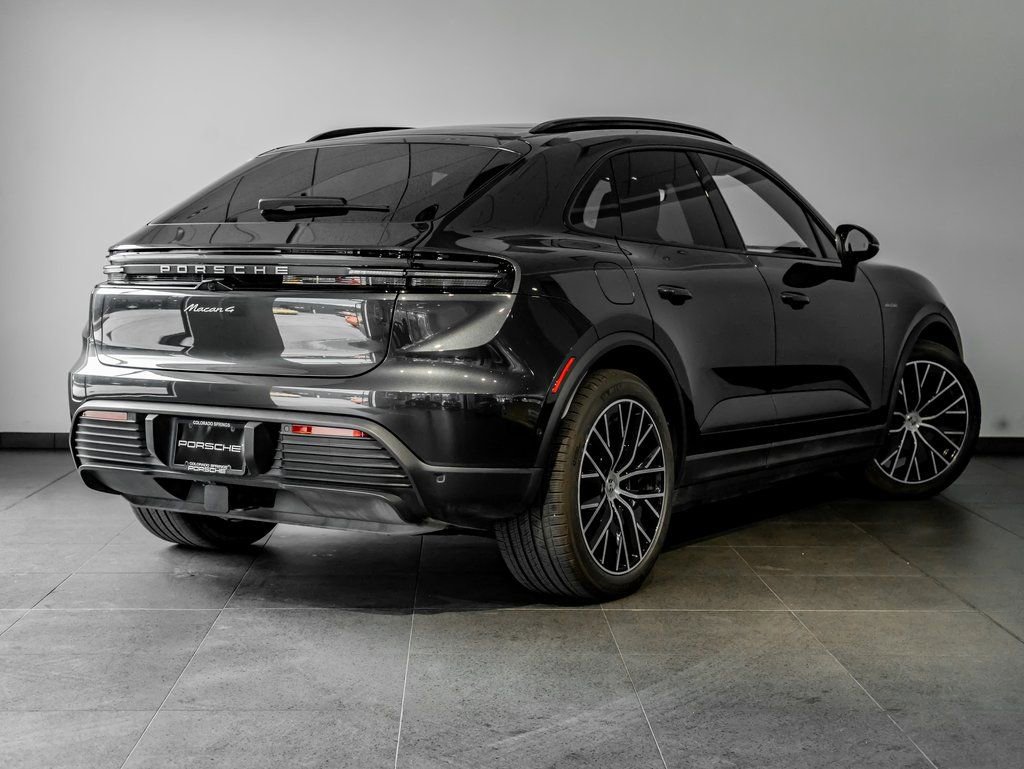 Certified 2024 Porsche Macan 4 Electric AWD/4WD image 7