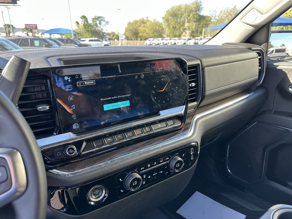 Used 2023 Chevrolet Silverado 1500 LT image 14