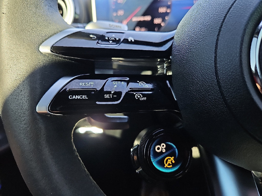Used 2023 Mercedes-Benz C 43 AMG 4MATIC Sedan image 28