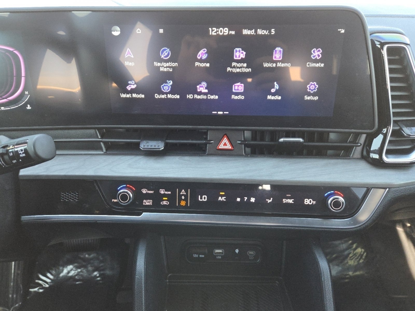 Used 2025 Kia Sportage X-Line w/ Premium Package image 29