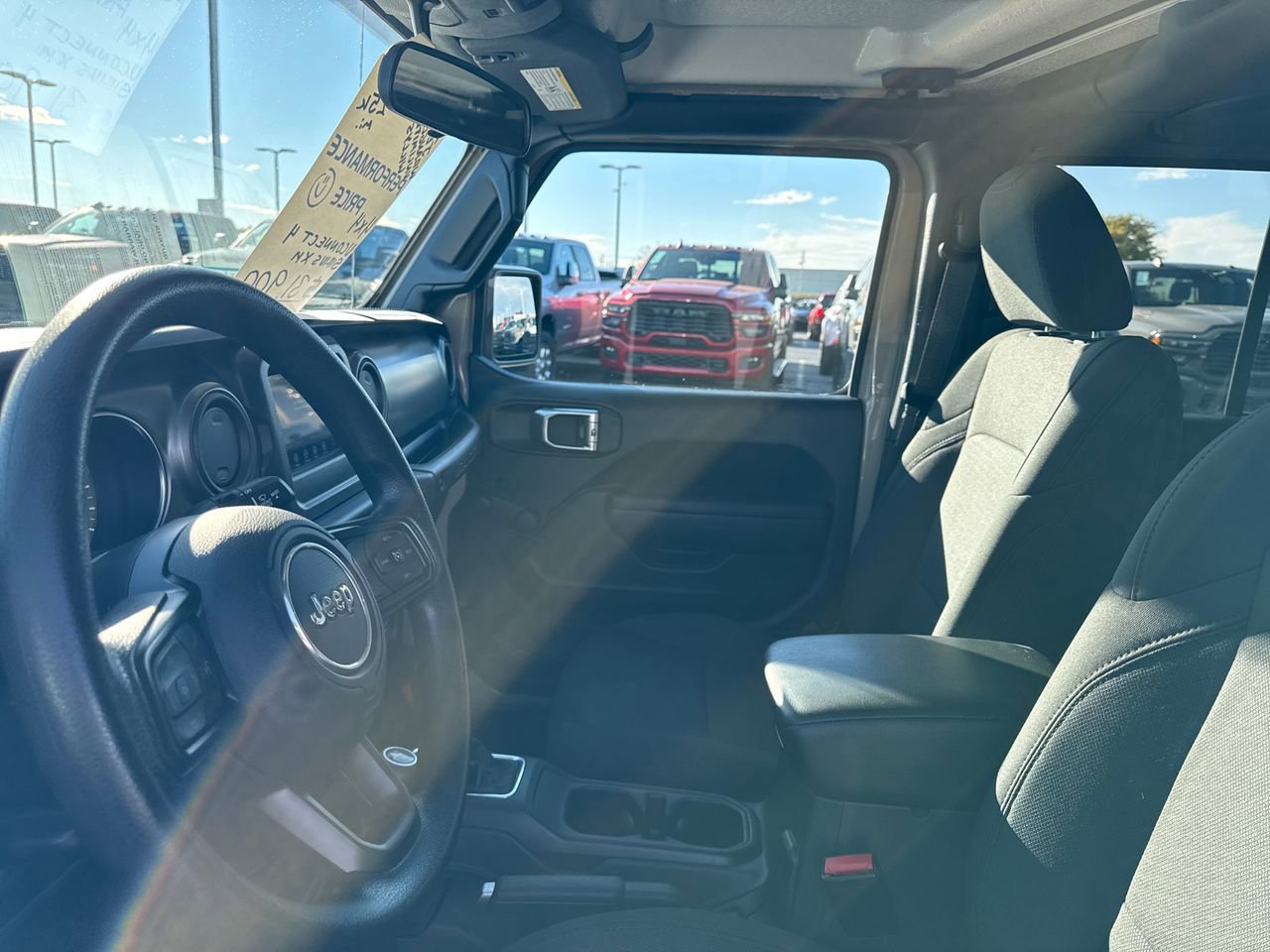 Used 2022 Jeep Wrangler Unlimited Sport image 12