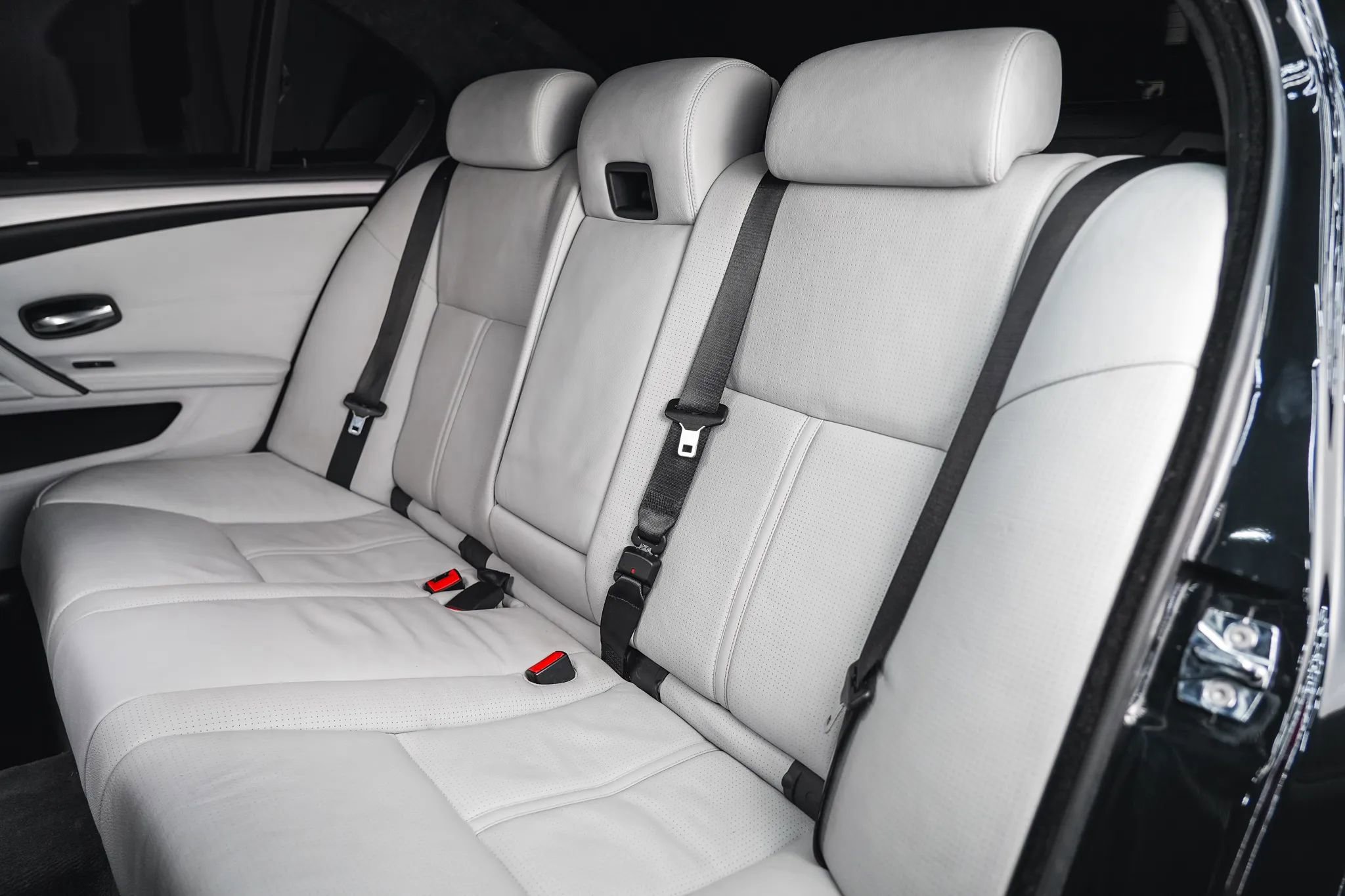 Used 2008 BMW M5 RWD image 42