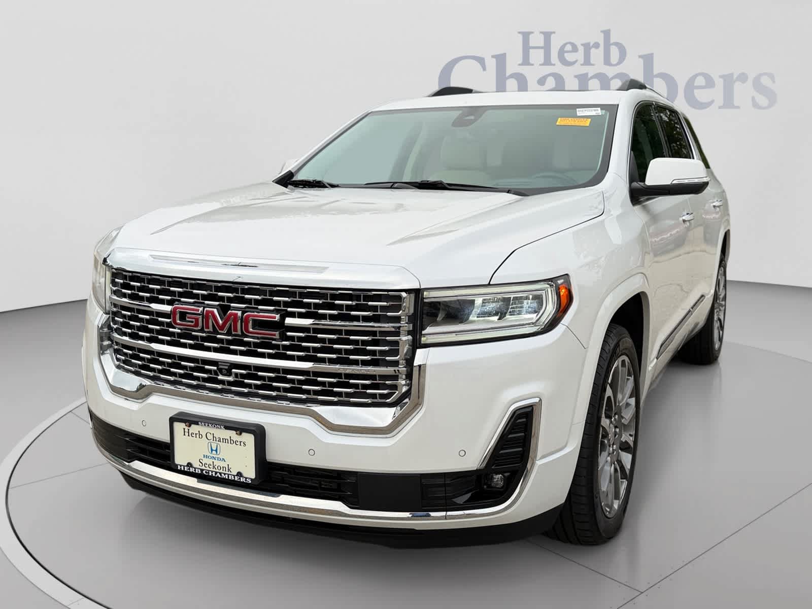 Used 2023 GMC Acadia Denali w/ Denali Ultimate Package AWD/4WD image 11