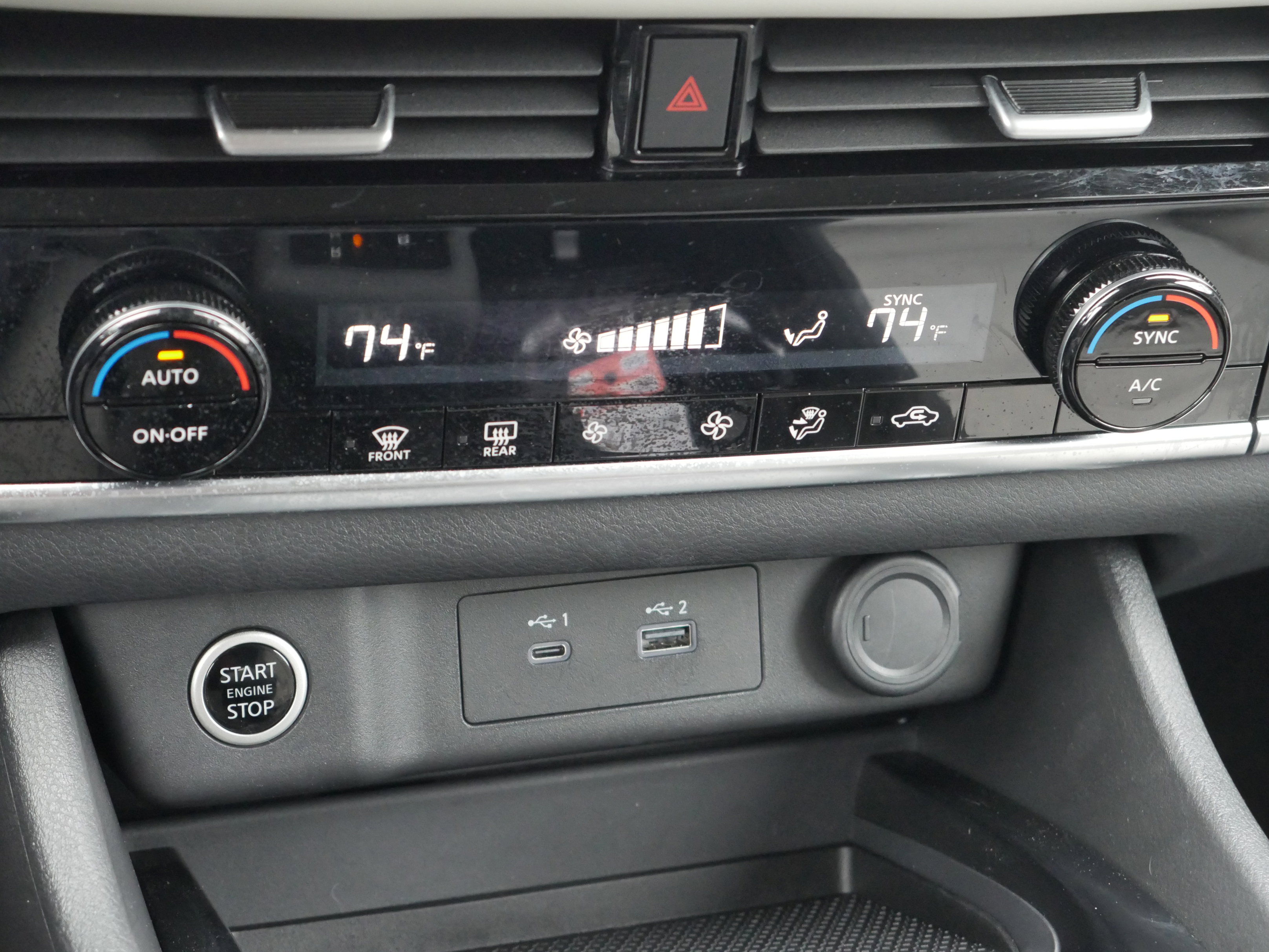 Certified 2022 Nissan Rogue SV image 18