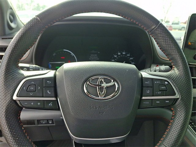 Used 2023 Toyota Sienna XSE w/ XSE Plus Package image 20