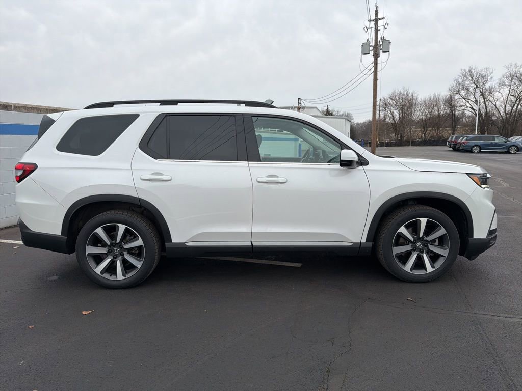 Certified 2023 Honda Pilot Touring image 6
