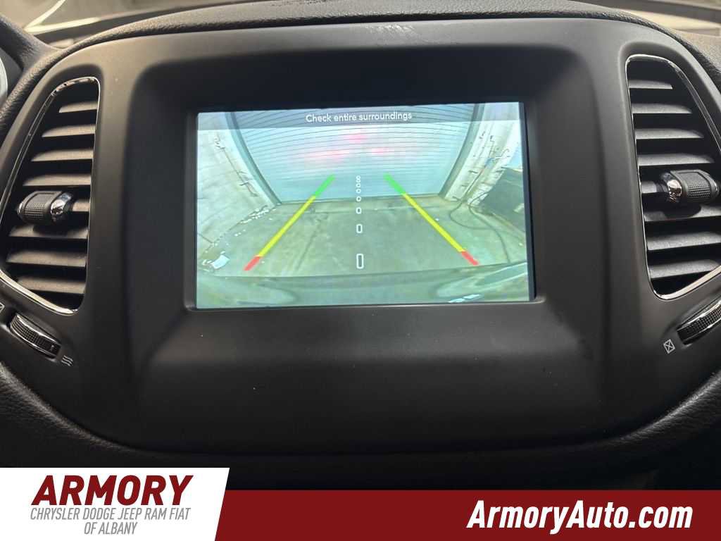 Used 2020 Jeep Compass Sport image 17