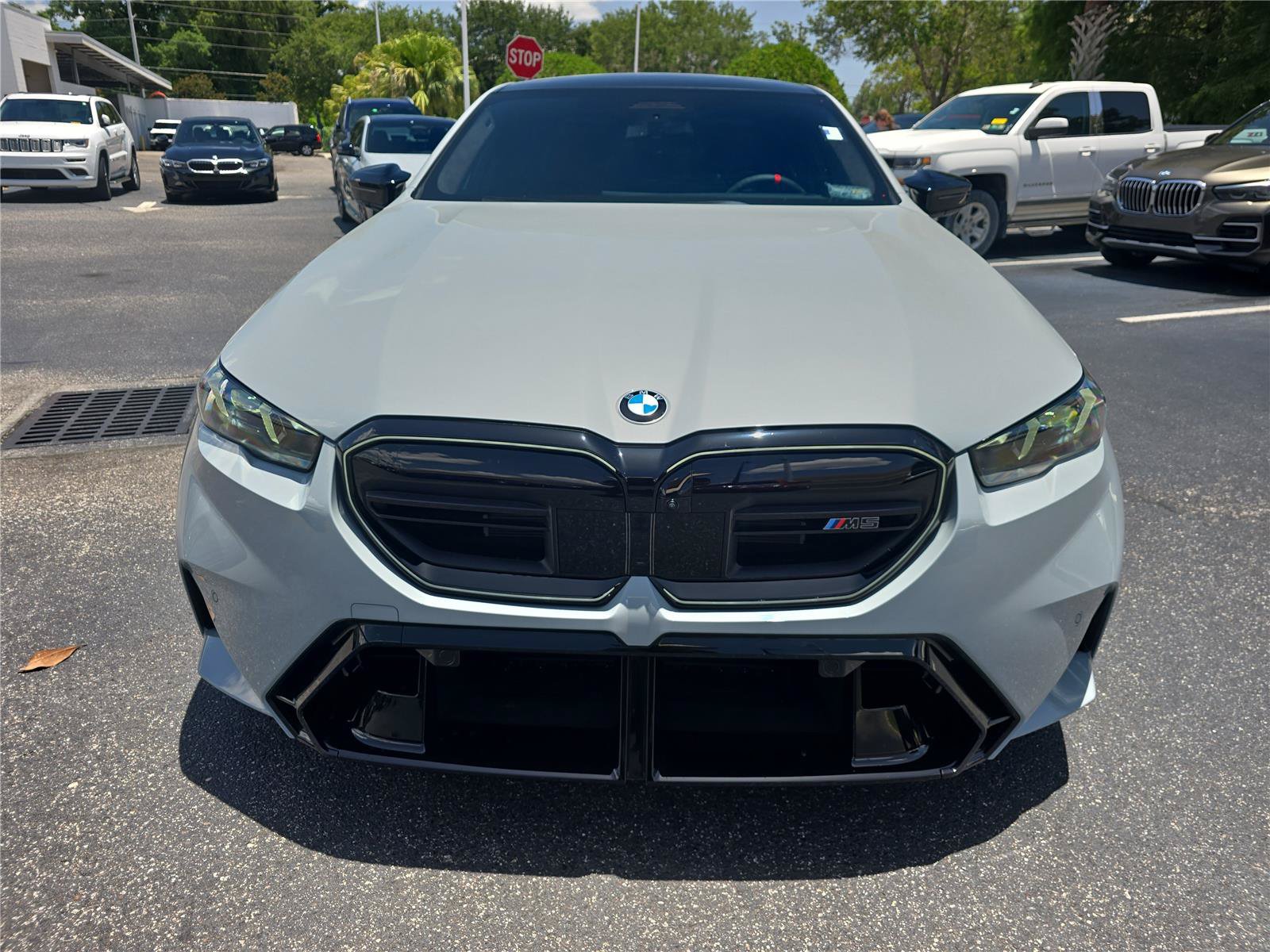 Used 2025 BMW M5 w/ Executive Package AWD/4WD image 2