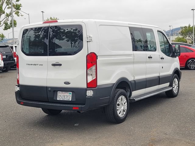 Certified 2018 Ford Transit 250 130 Low Roof w/ Exterior Upgrade Package RWD image 7