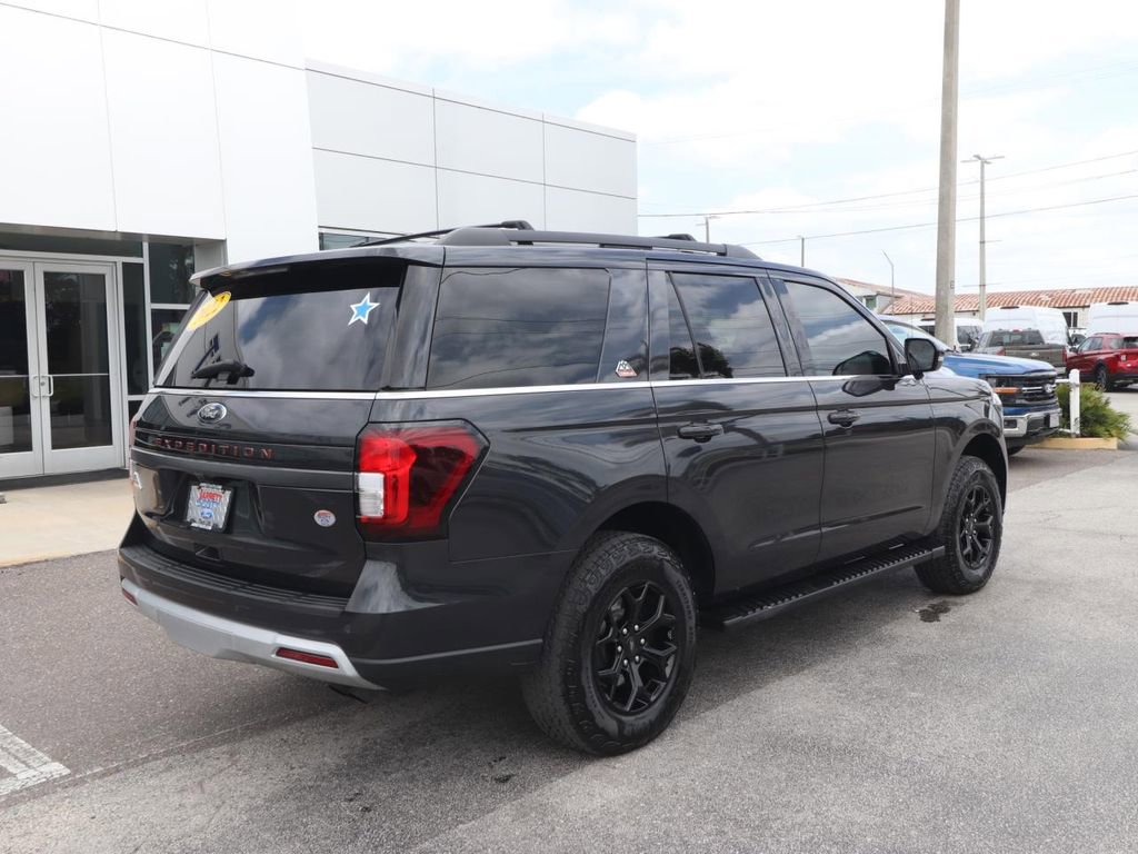 Used 2022 Ford Expedition Timberline image 16