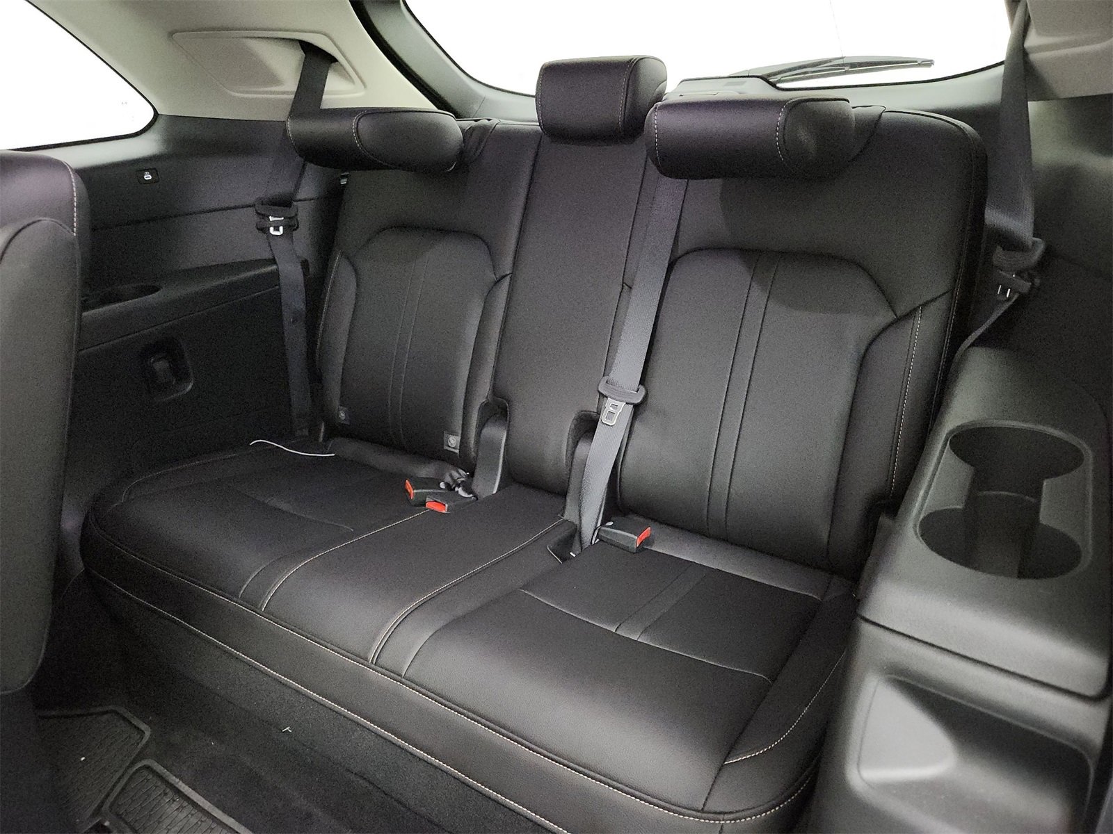 Certified 2025 MAZDA CX-90 Plug-In Hybrid w/Premium Sport image 37