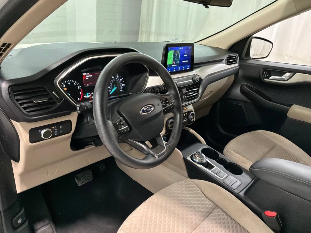 Used 2020 Ford Escape SE FWD image 17