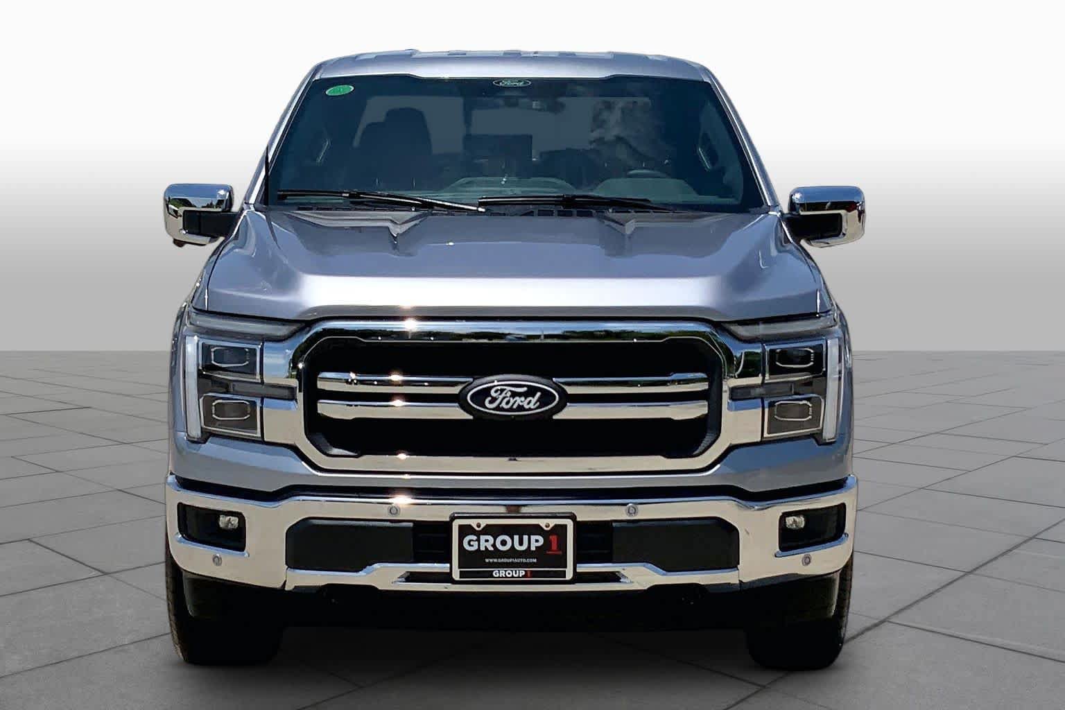Used 2025 Ford F150 Lariat w/ Equipment Group 501A Mid AWD/4WD image 4