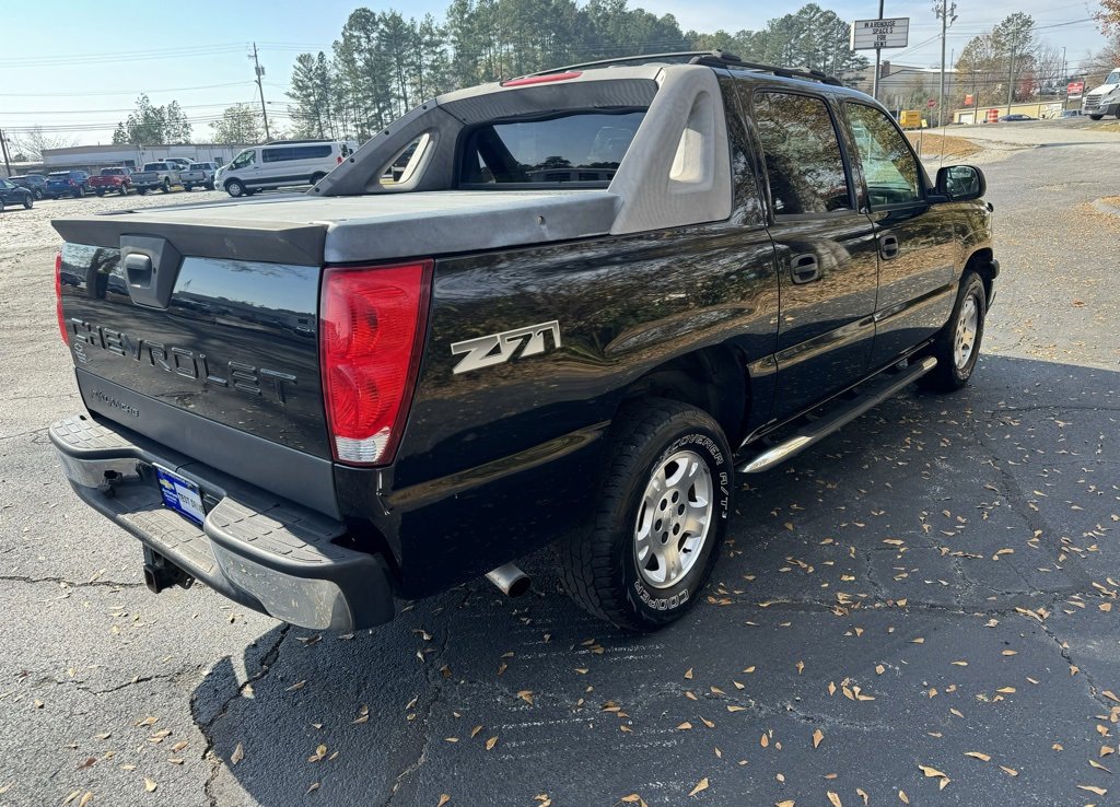 Used 2005 Chevrolet Avalanche Z71 w/ Sun And Sound Package image 10