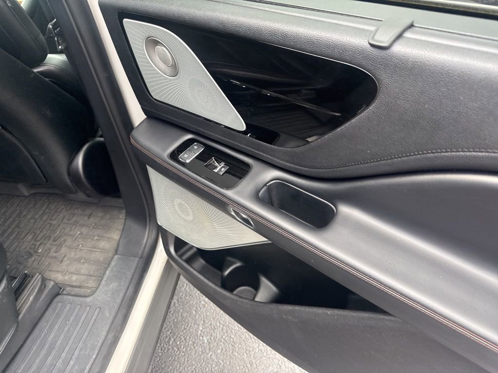 Used 2020 Lincoln Aviator Reserve w/ Equipment Group 201A image 13