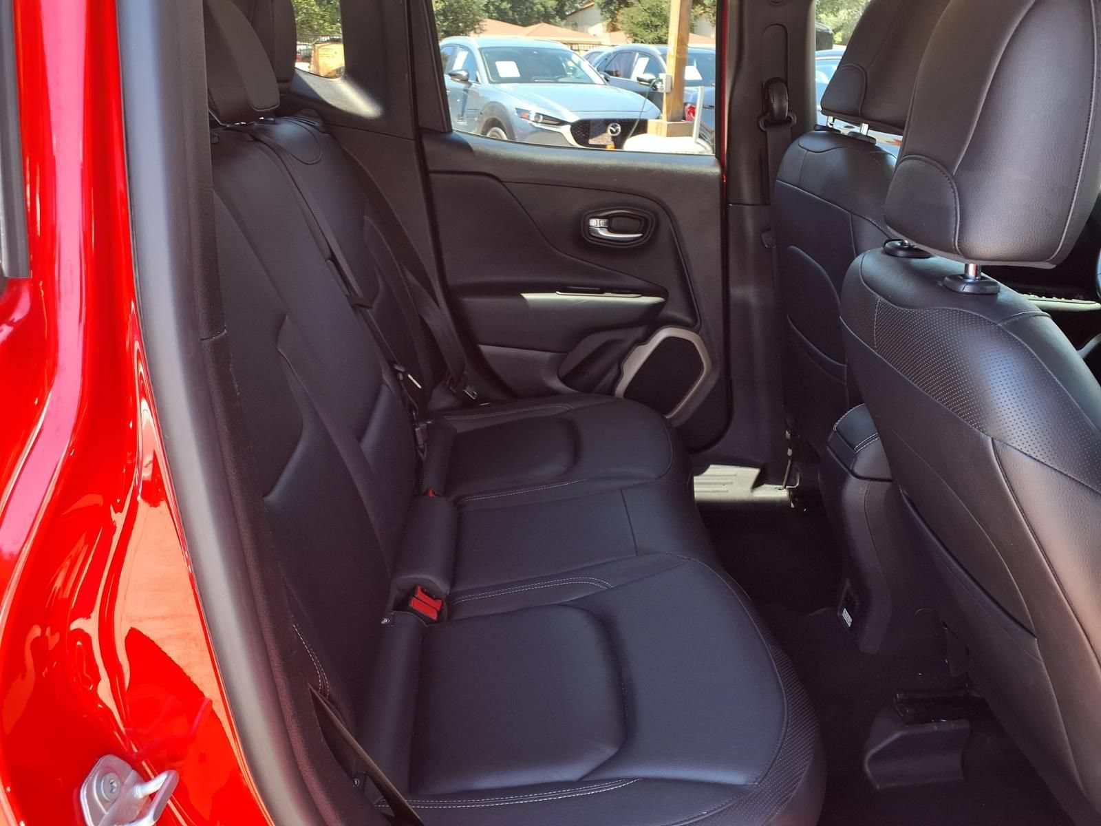 Used 2017 Jeep Renegade Limited FWD image 22