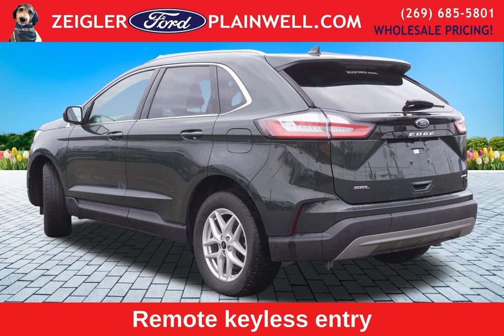 Used 2024 Ford Edge SEL w/ Convenience Package image 4
