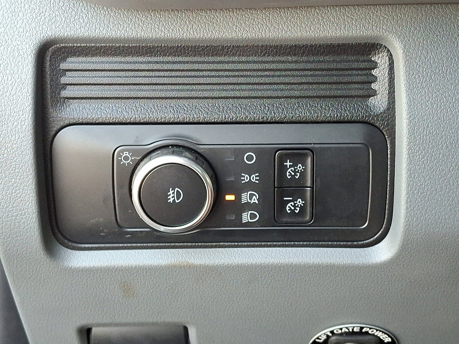 Used 2024 Ford F550 2WD Regular Cab Super Duty image 20