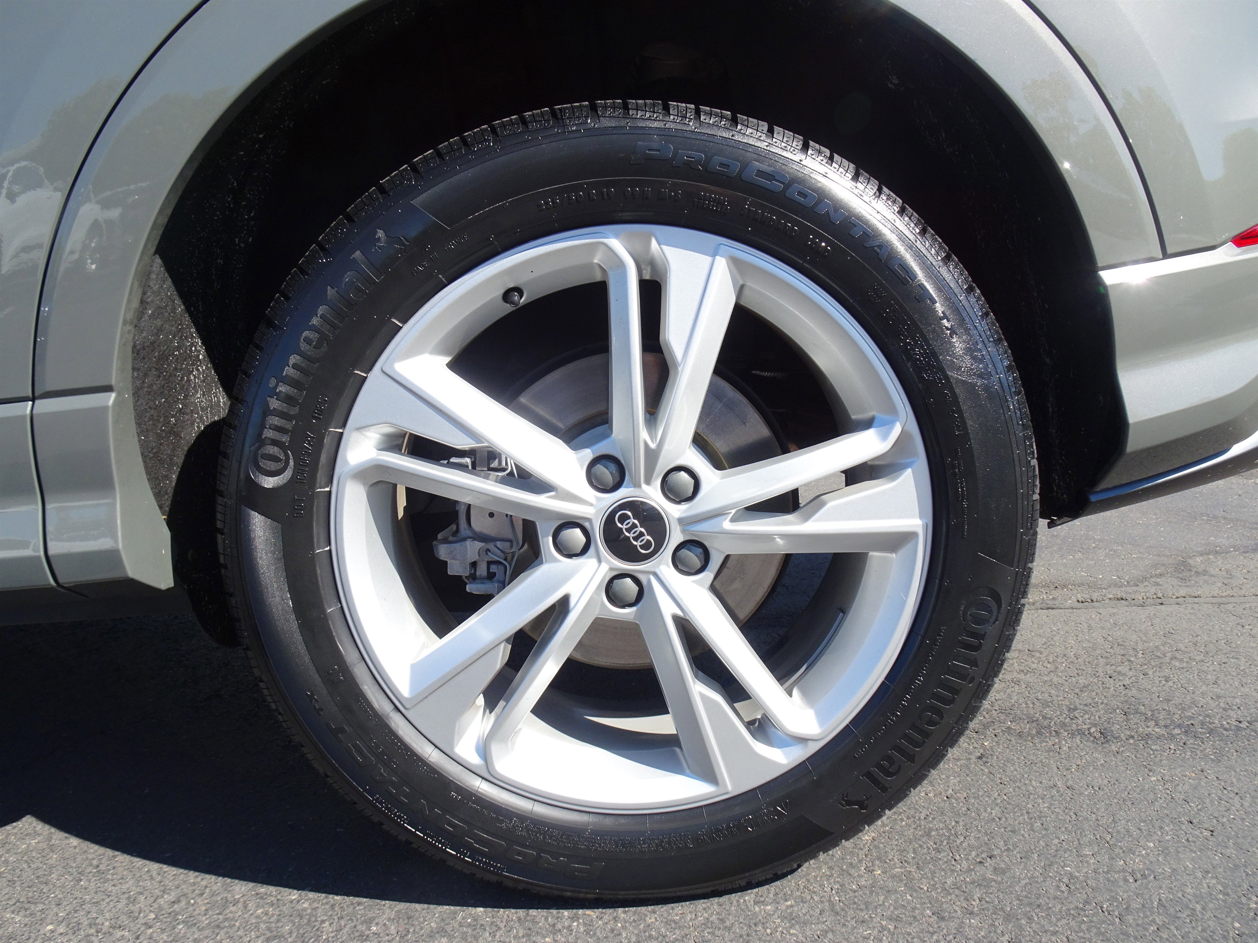 Certified 2022 Audi Q3 2.0T Premium Plus w/ Premium Plus Package image 19