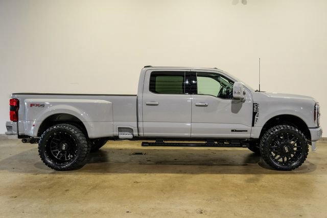 Used 2026 Ford F350 Lariat AWD/4WD image 21