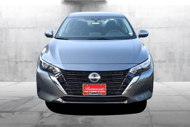 Certified 2025 Nissan Sentra SV FWD image 4