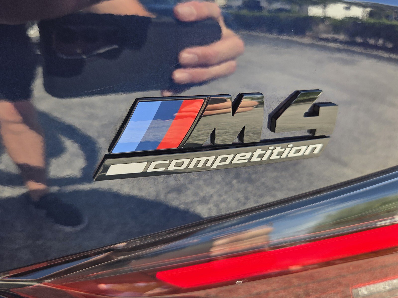 Used 2022 BMW M4 Competition w/ Executive Package RWD image 13