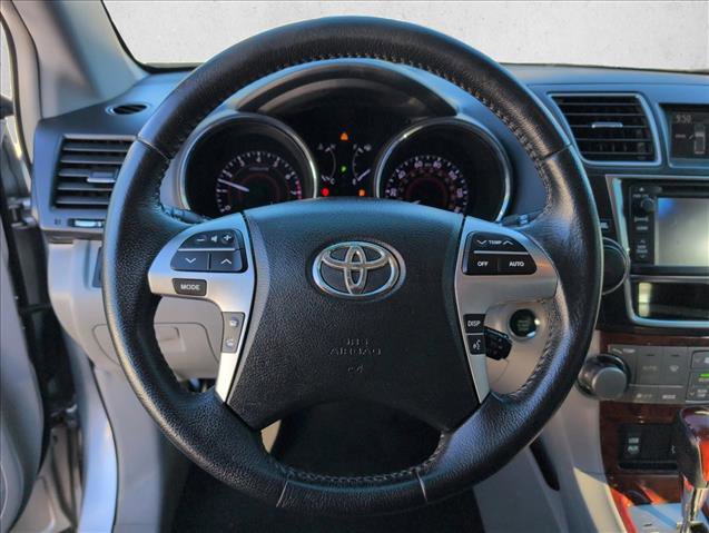 Used 2013 Toyota Highlander Limited image 13