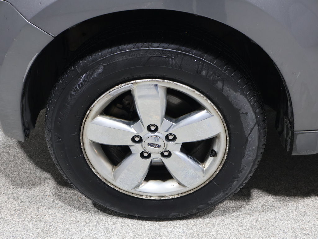 Used 2011 Ford Escape XLT w/ 202A Rapid Spec Order Code AWD/4WD image 8