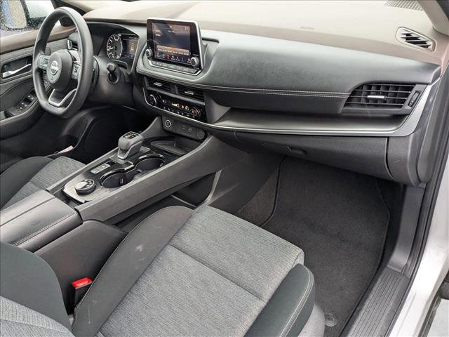 Used 2023 Nissan Rogue SV image 21