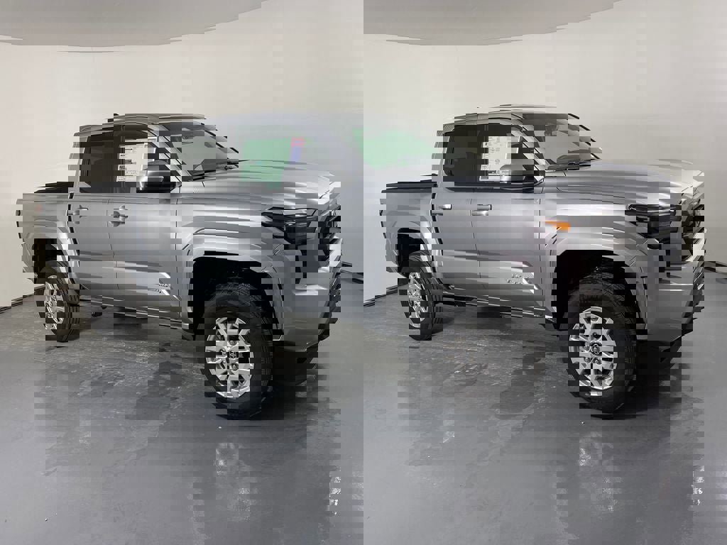 New 2026 Toyota Tacoma SR5 image 3
