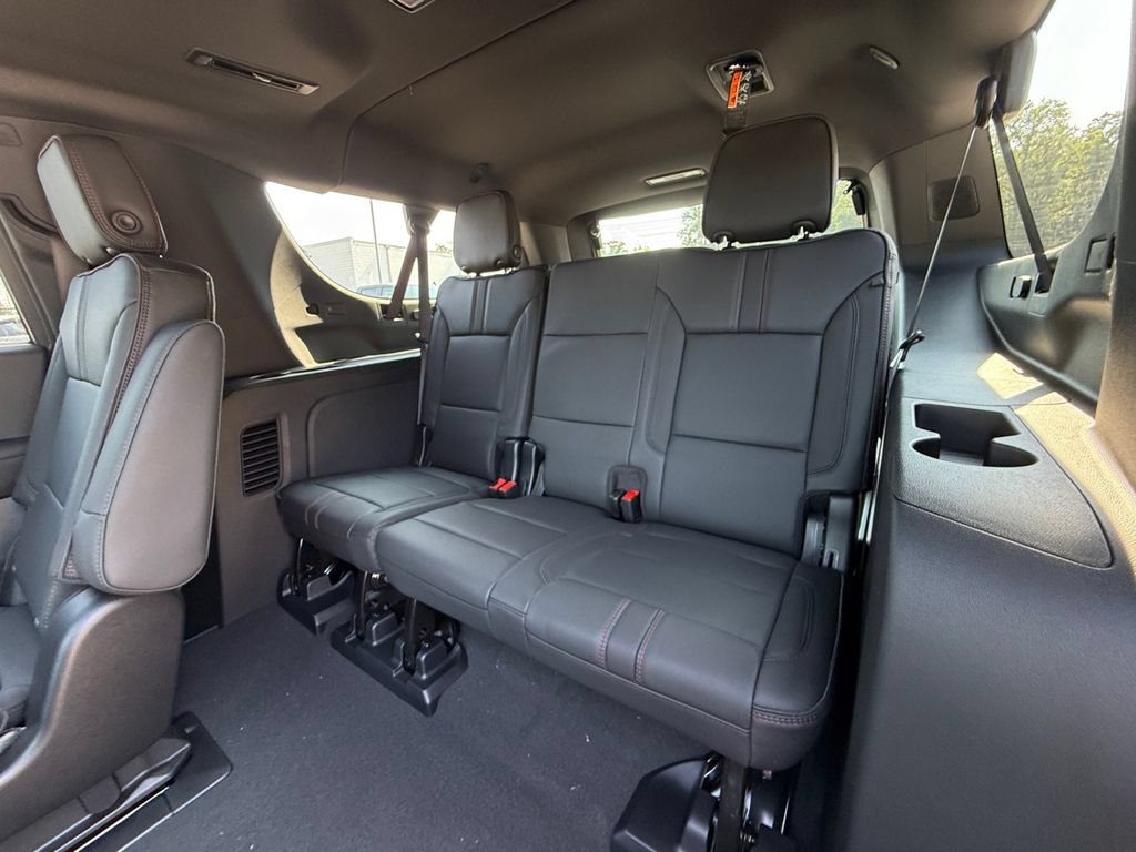 New 2026 Chevrolet Suburban RST AWD/4WD image 26