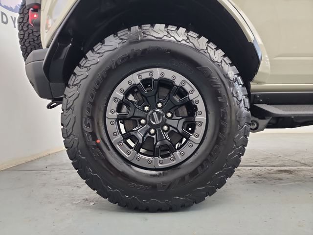 New 2025 Ford Bronco Raptor w/ Interior Carbon Fiber Pack AWD/4WD image 37