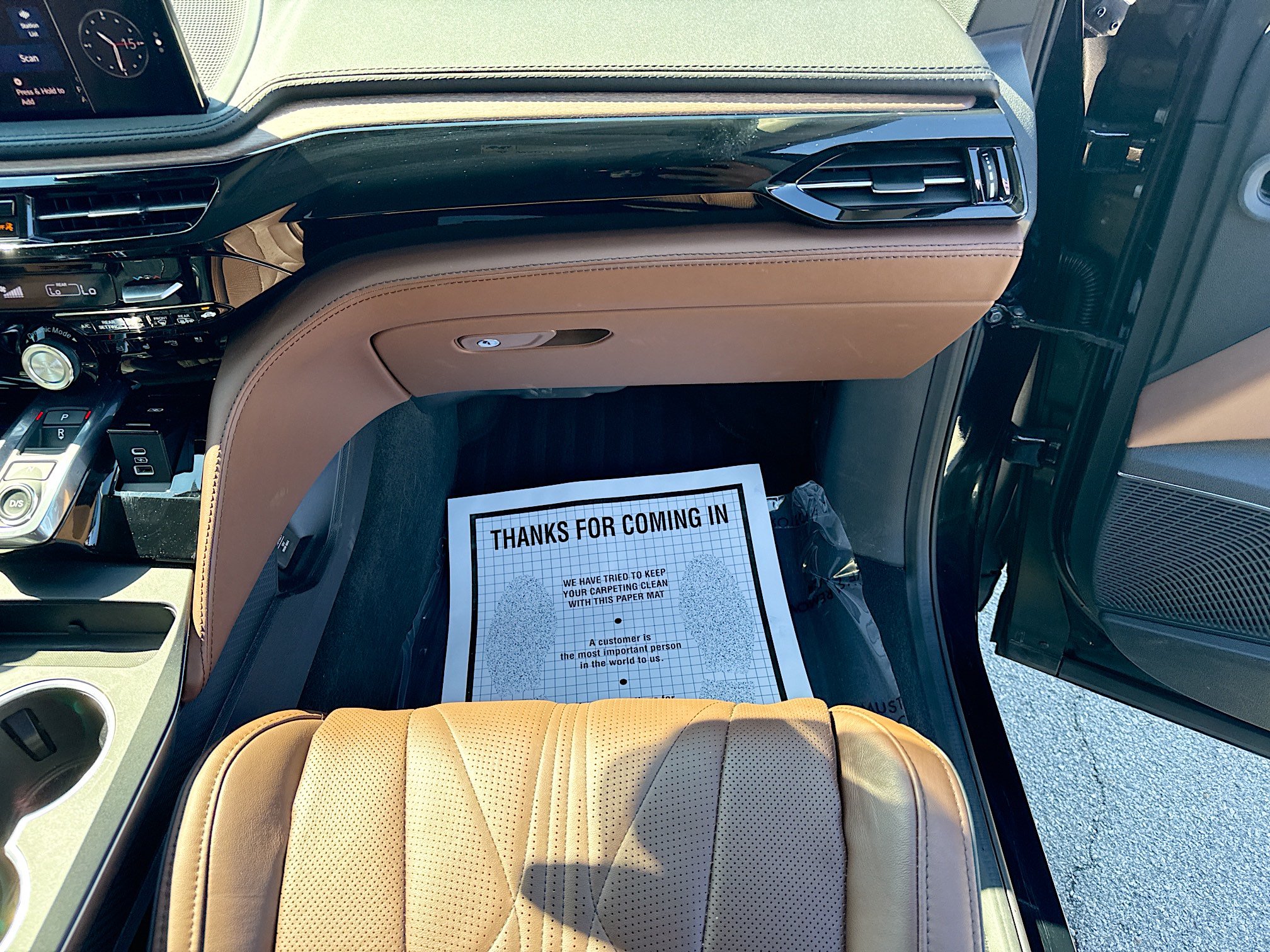 Used 2025 Acura MDX SH-AWD w/ Advance Package image 18